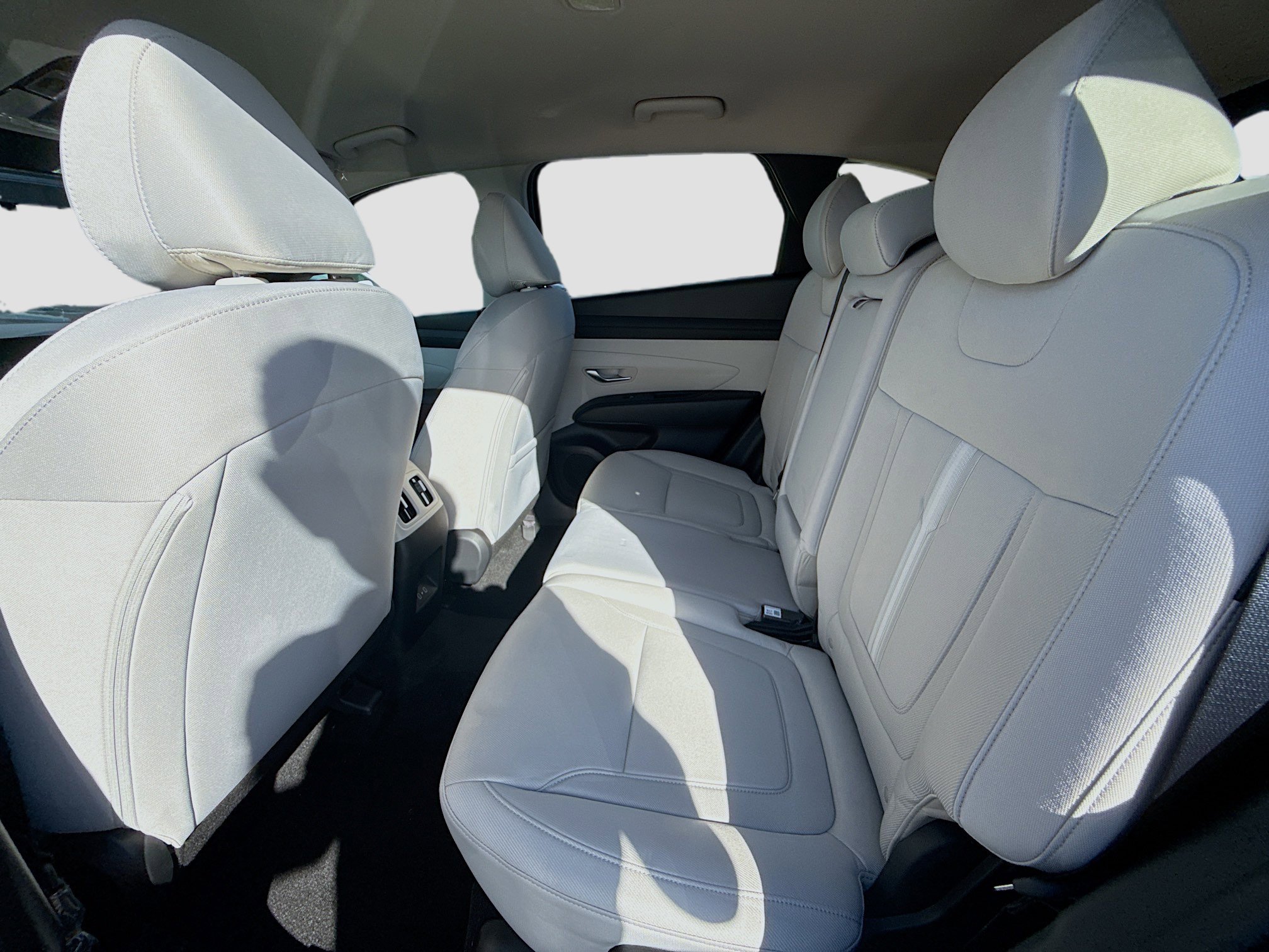 New 2026 Hyundai Tucson SEL FWD image 18