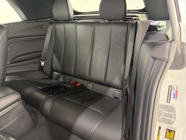 Used 2018 BMW 230i xDrive Convertible image 18