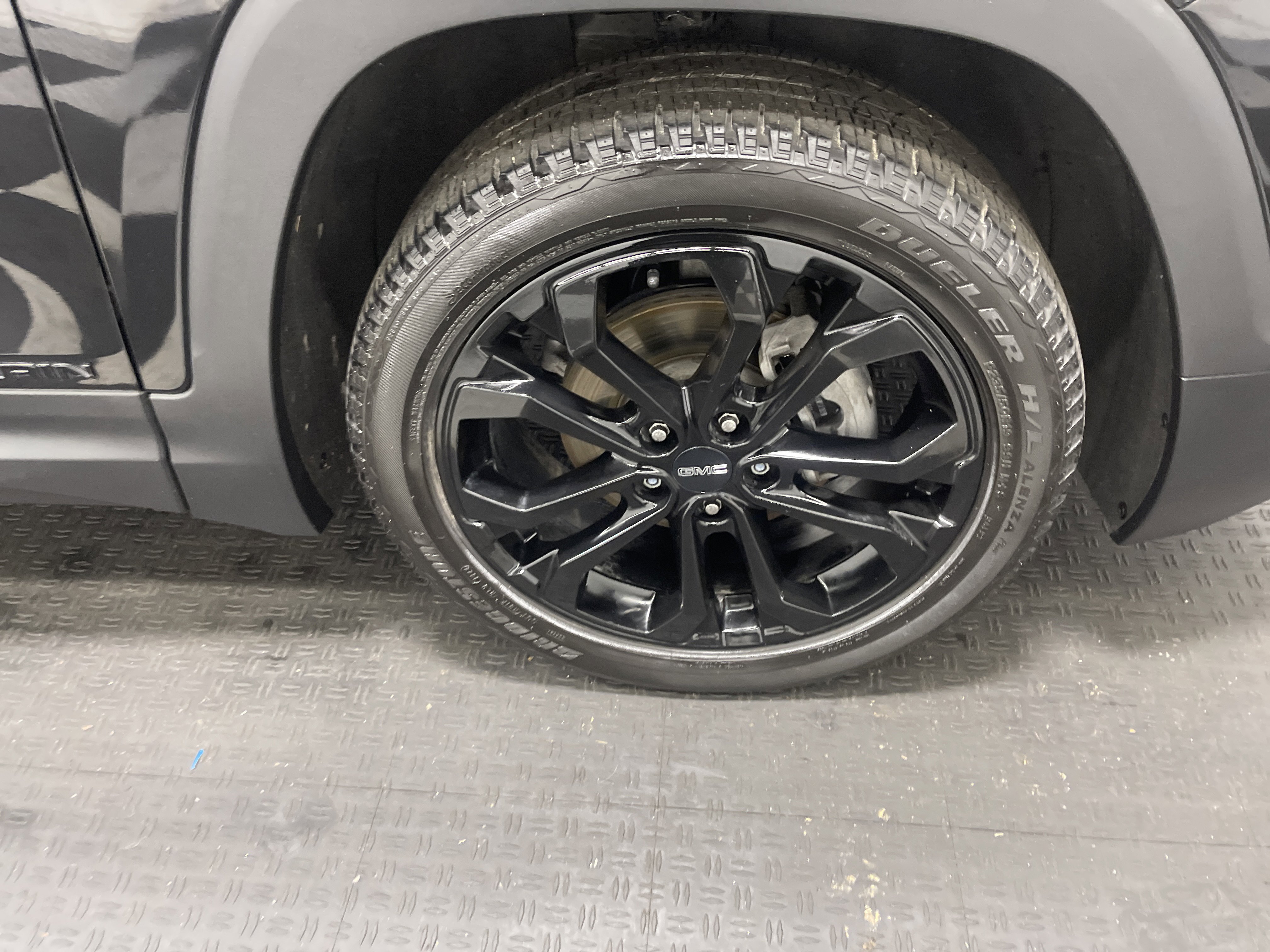 Used 2020 GMC Terrain SLE w/ Elevation Edition image 29