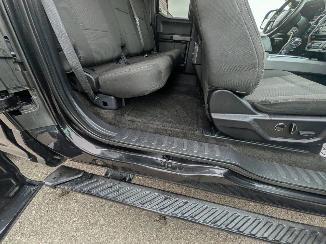 Used 2015 Ford F150 XLT w/ Equipment Group 302A Luxury image 26