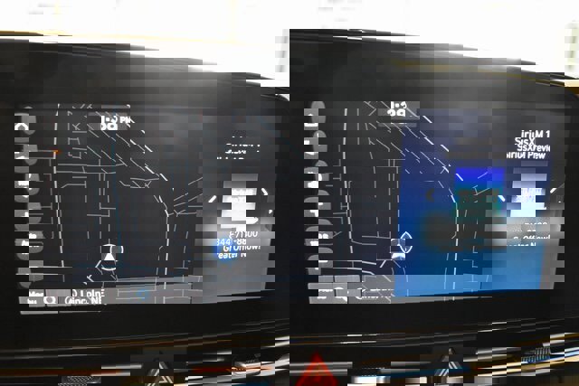 Used 2025 Hyundai Elantra SEL image 8