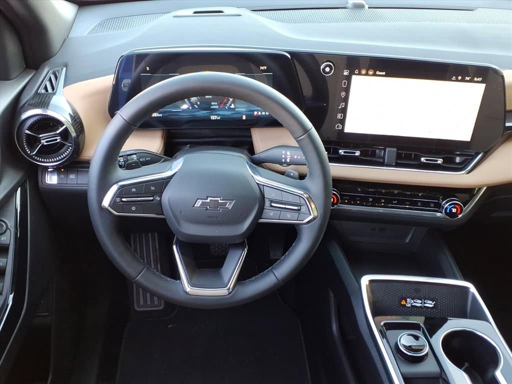 New 2026 Chevrolet Equinox ACTIV FWD image 21