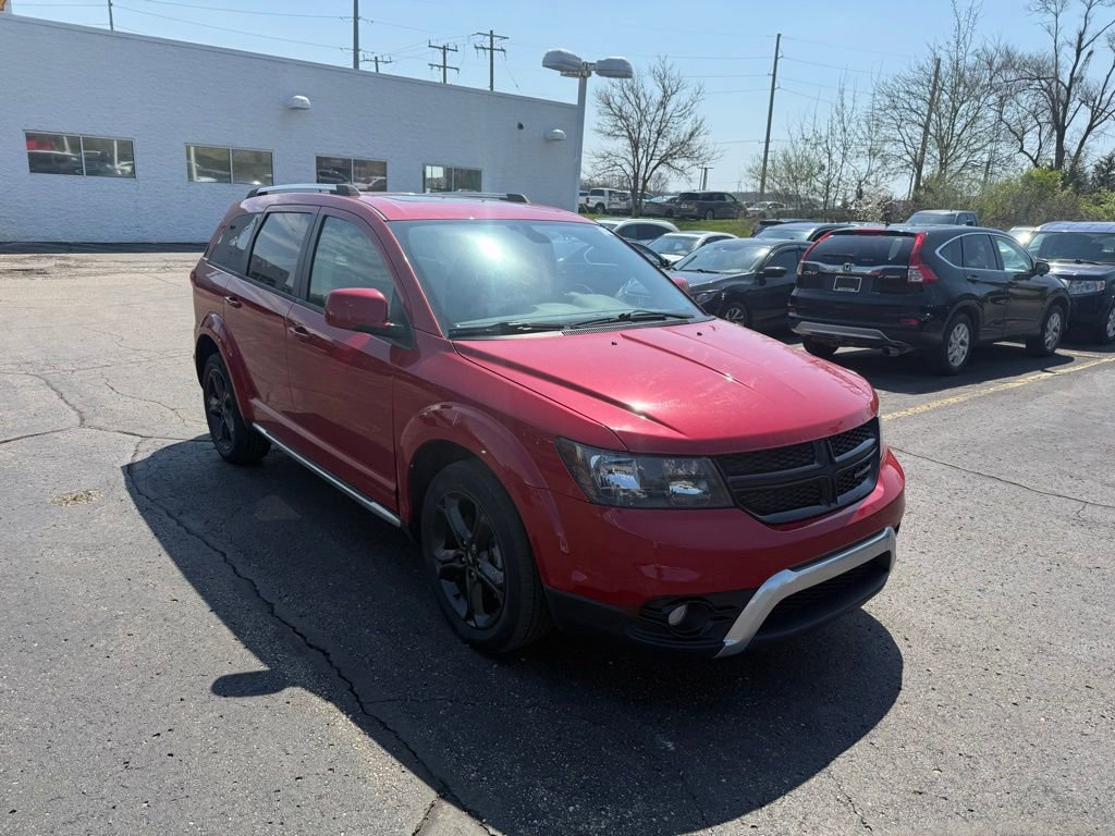Used 2020 Dodge Journey Crossroad w/ Popular Equipment Group FWD image 4