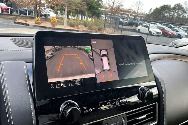 Used 2024 INFINITI QX80 Premium Select w/ Cargo Package image 11