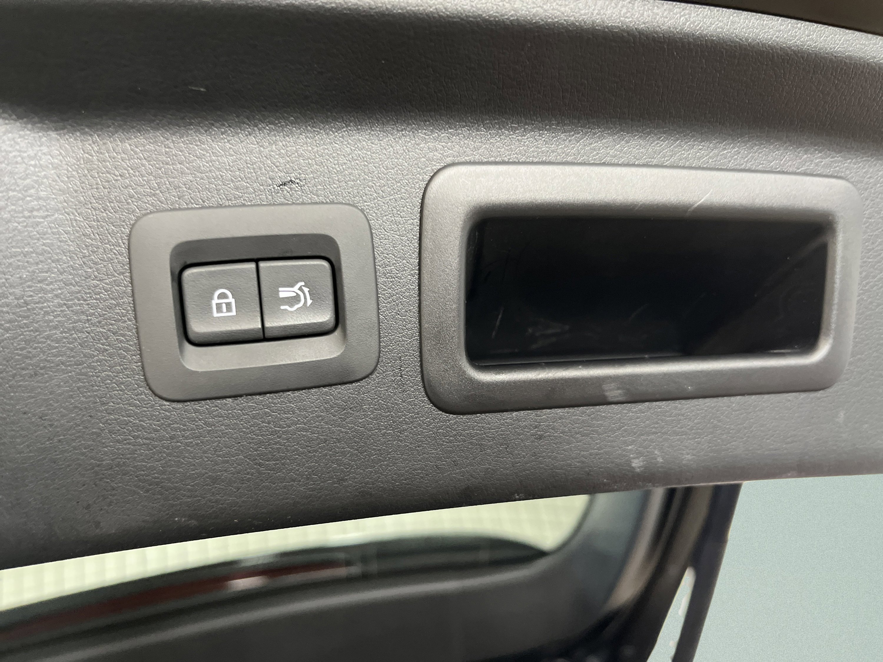 Used 2025 MAZDA CX-70 3.3 Turbo S w/ Premium Package image 12