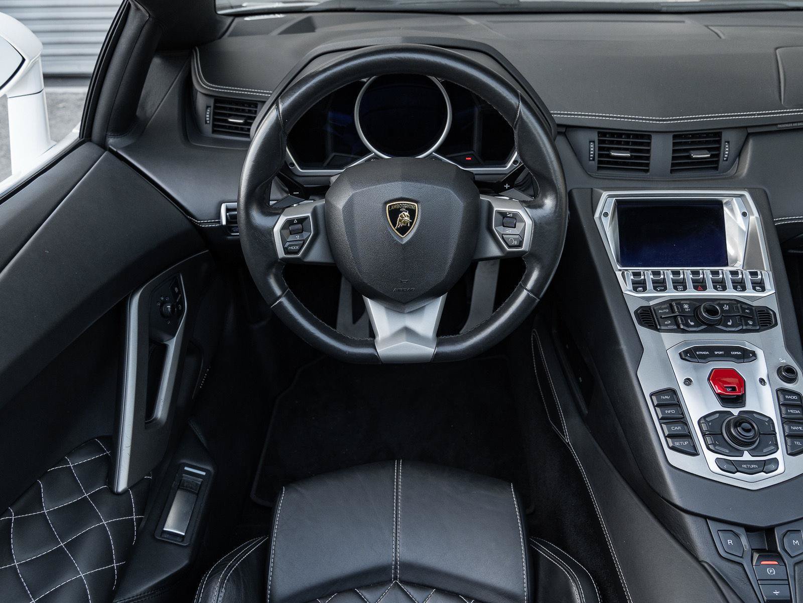 Used 2016 Lamborghini Aventador LP 700-4 AWD/4WD image 20