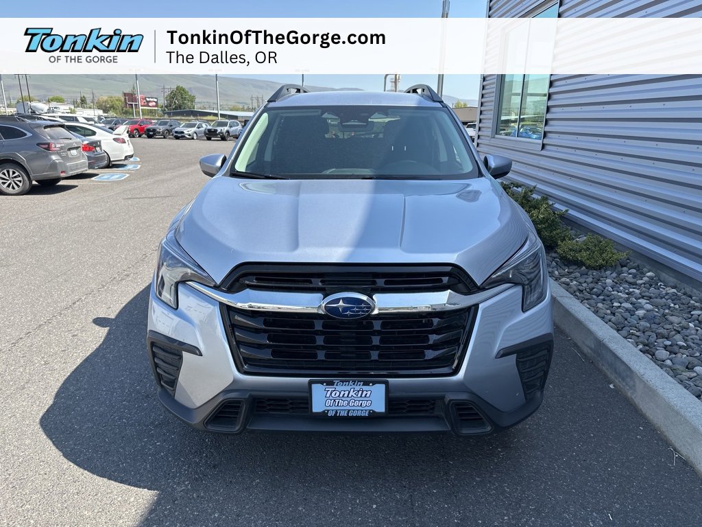 Used 2024 Subaru Ascent Premium w/ Convenience Package image 8