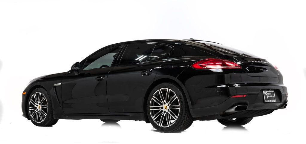 Used 2016 Porsche Panamera Edition image 8