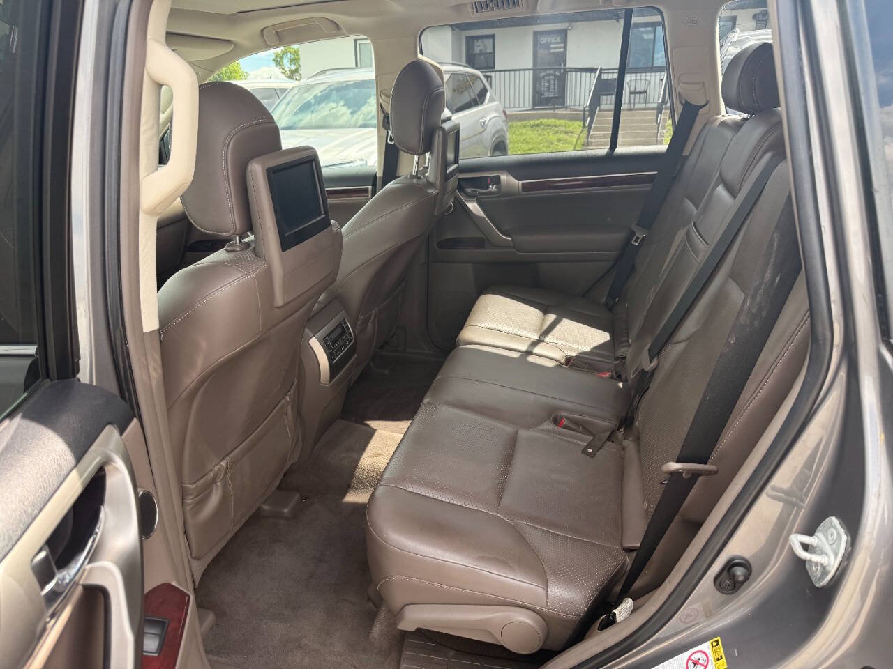 Used 2012 Lexus GX 460 Premium AWD/4WD image 25
