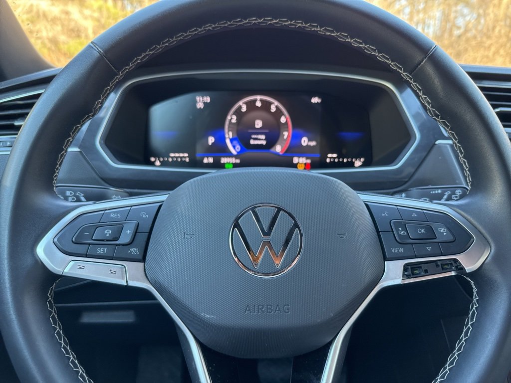 Used 2024 Volkswagen Tiguan Wolfsburg Edition image 19