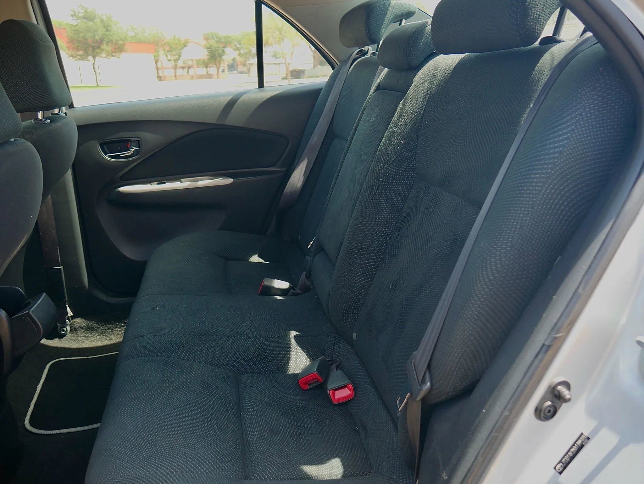 Used 2010 Toyota Yaris Sedan FWD image 23