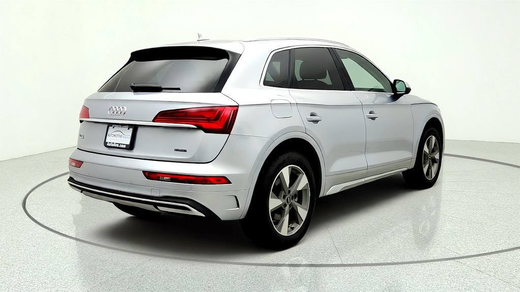 Used 2023 Audi Q5 2.0T Premium Plus w/ Premium Plus Package AWD/4WD image 5