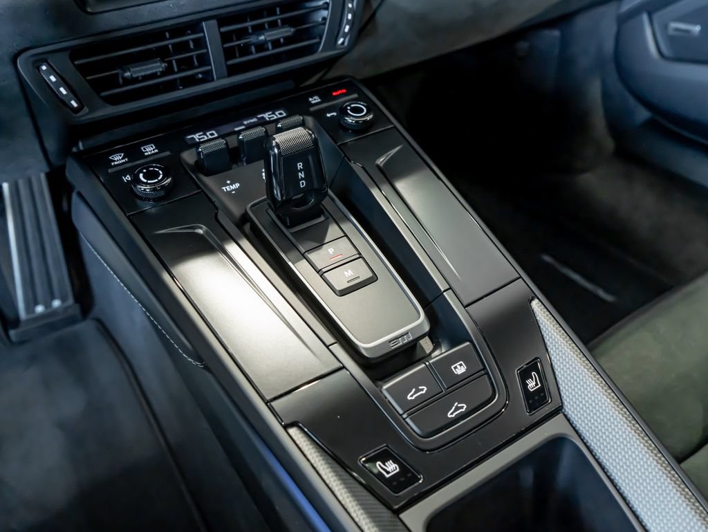 New 2026 Porsche 911 Carrera 4 GTS AWD/4WD image 22