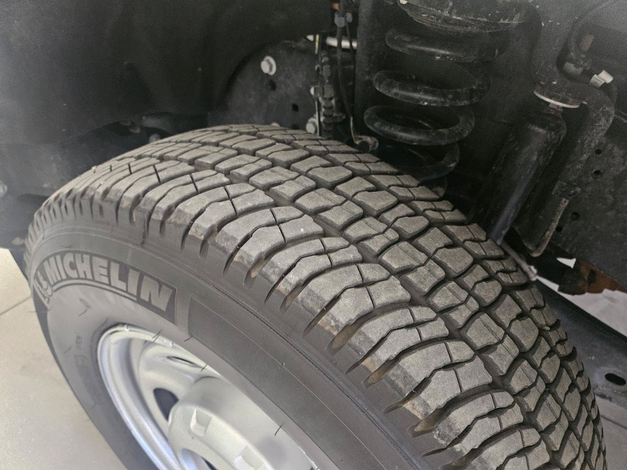 Used 2025 Ford F250 XL w/ FX4 Off-Road Package AWD/4WD image 28