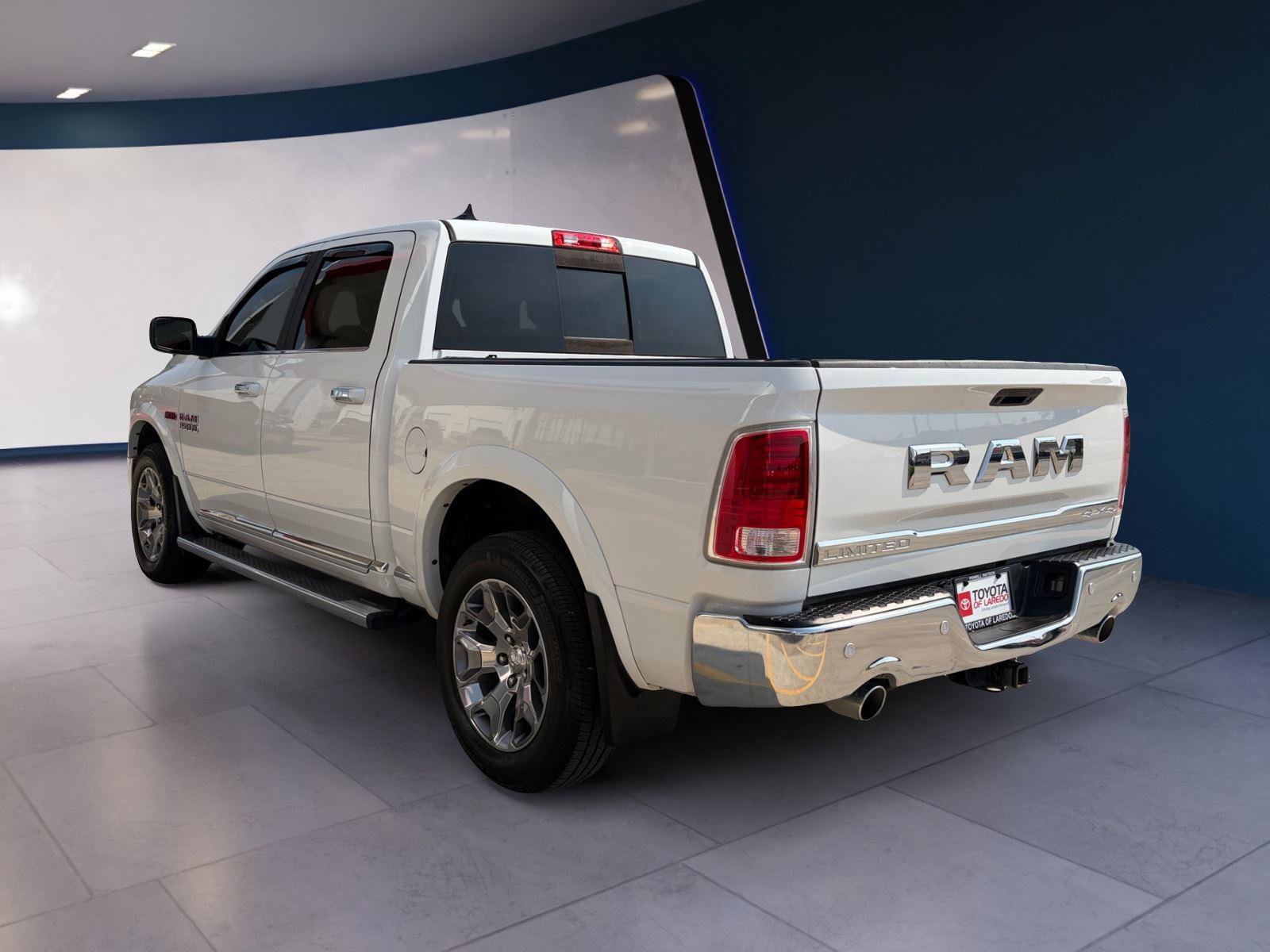 Used 2017 RAM 1500 Limited AWD/4WD image 3