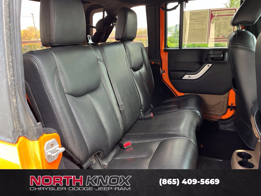 Used 2013 Jeep Wrangler Unlimited Rubicon w/ Connectivity Group AWD/4WD image 23