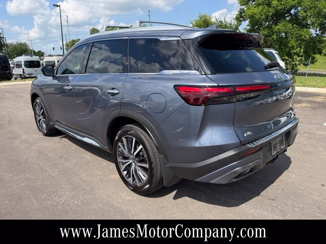 Used 2023 INFINITI QX60 Sensory w/ Vision Package AWD/4WD image 11