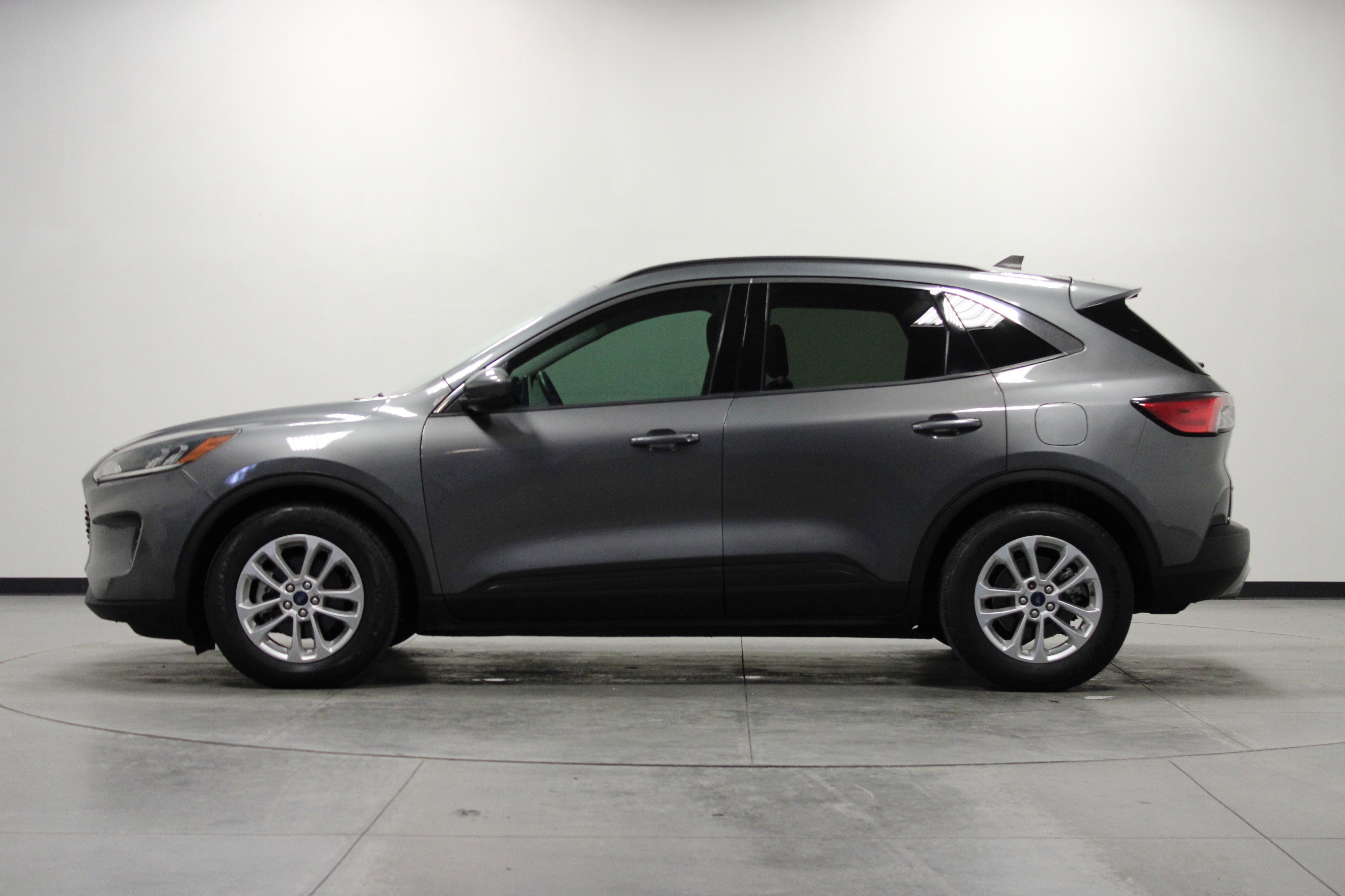 Used 2021 Ford Escape SE FWD image 7