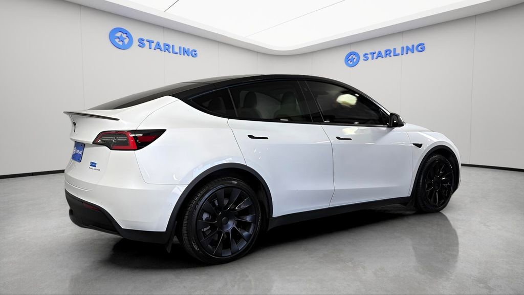 Used 2020 Tesla Model Y Long Range AWD/4WD image 10