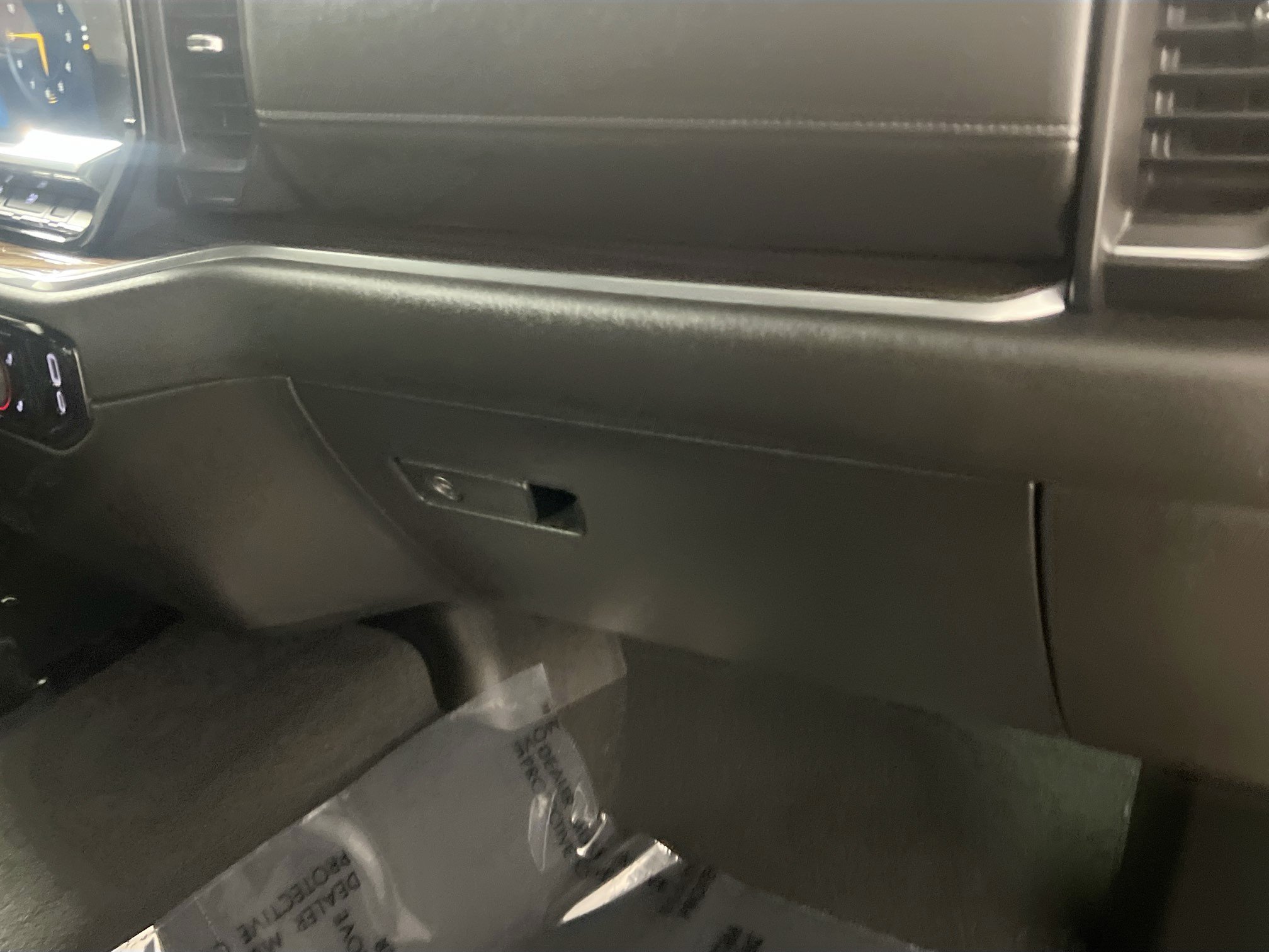 Used 2025 Chevrolet Silverado 1500 RST w/ Protection Package AWD/4WD image 35