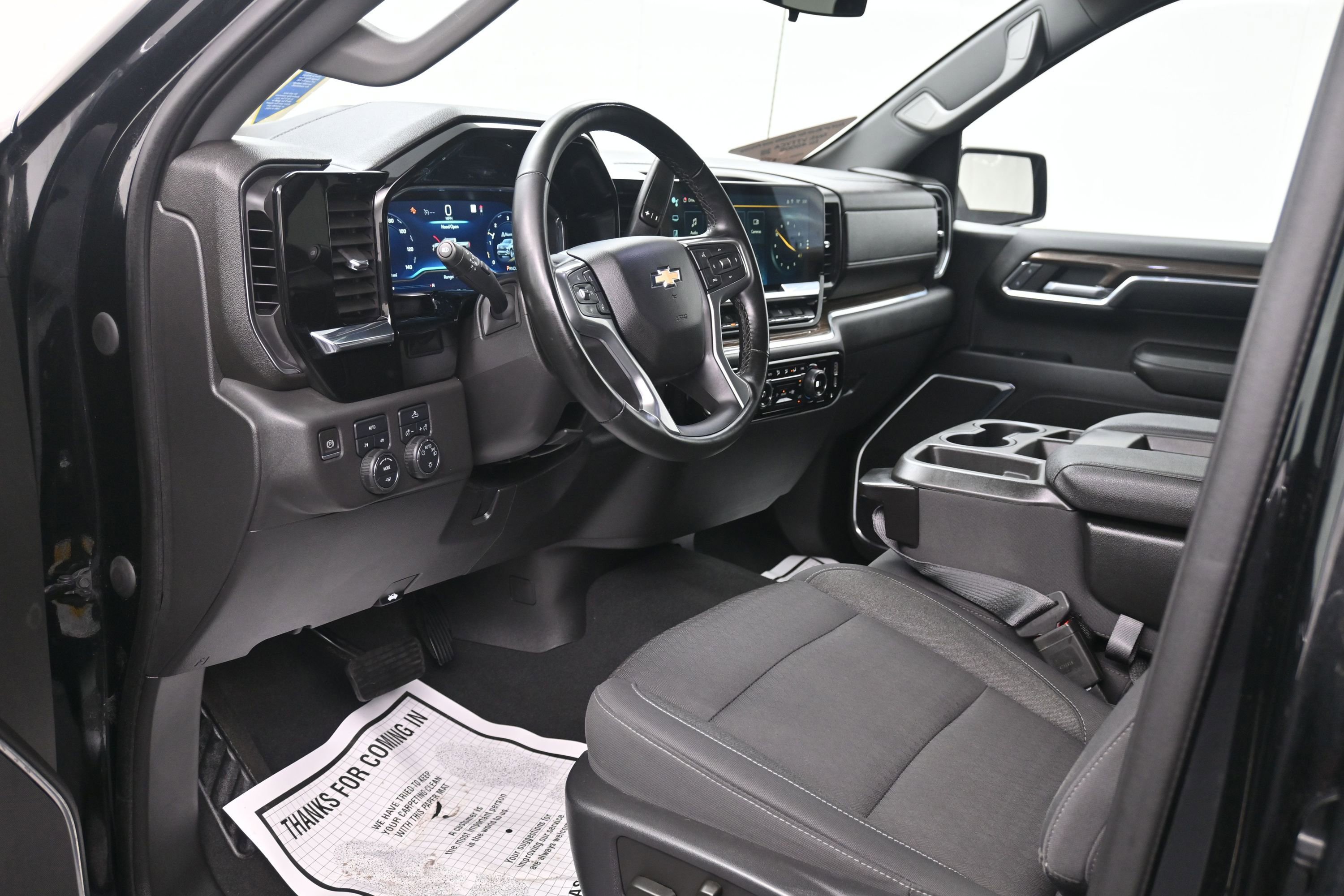 Used 2023 Chevrolet Silverado 1500 LT AWD/4WD image 19