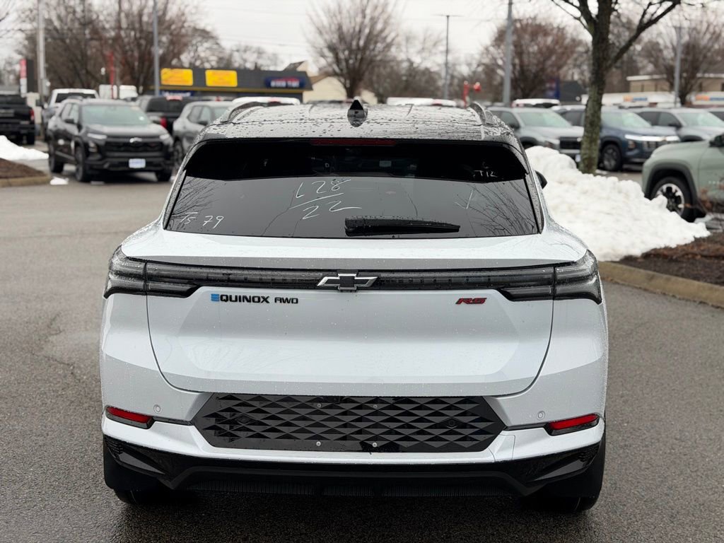 New 2026 Chevrolet Equinox EV RS w/ Convenience Package II AWD/4WD image 6