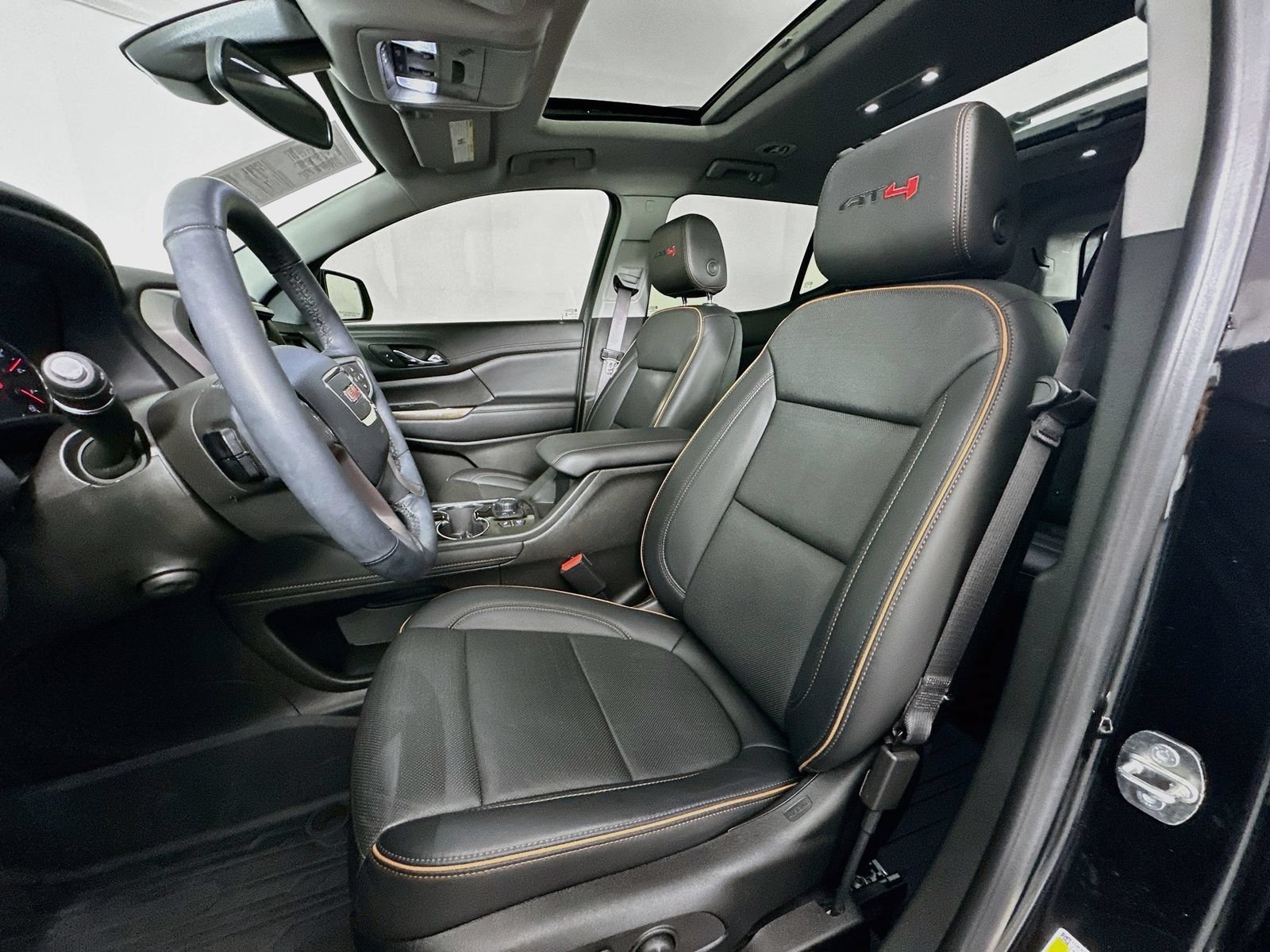 Used 2023 GMC Acadia AT4 w/ Technology Package AWD/4WD image 23