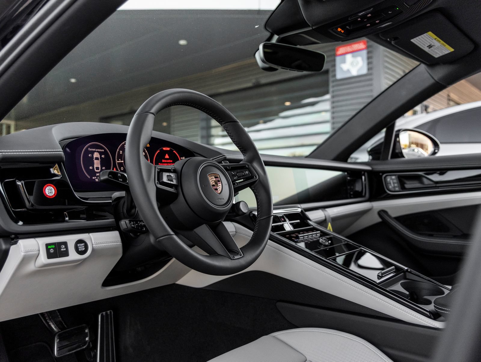 Certified 2026 Porsche Panamera 4 AWD/4WD image 4