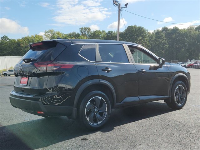New 2026 Nissan Rogue SV image 3