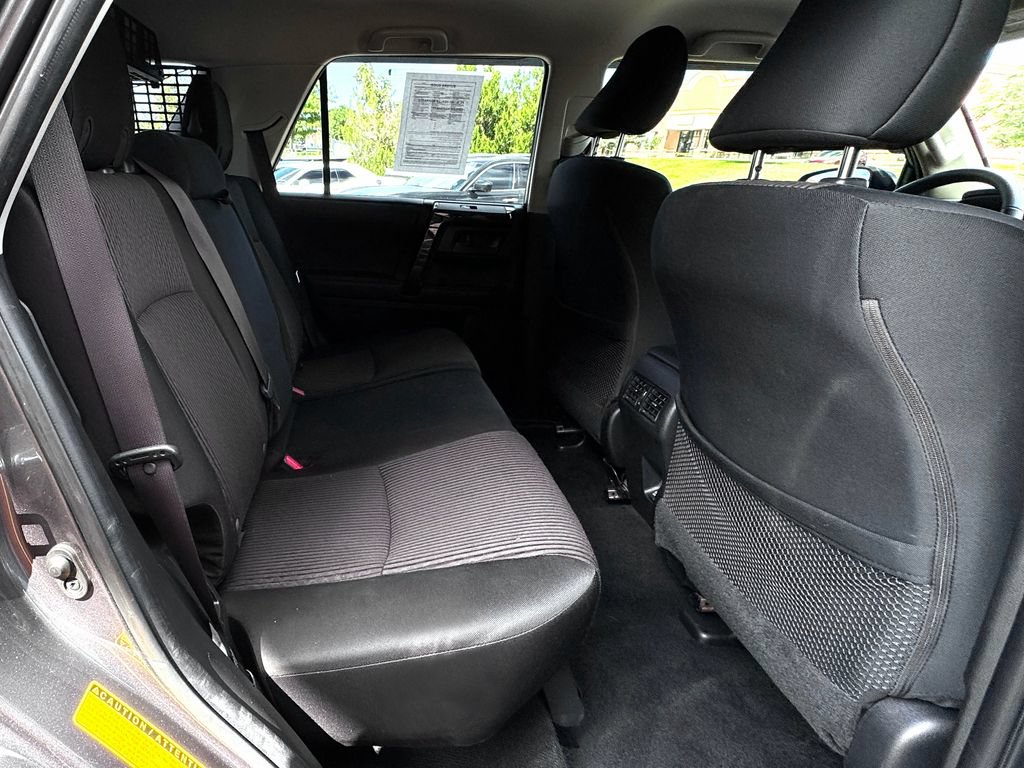 Used 2022 Toyota 4Runner TRD Off-Road AWD/4WD image 34