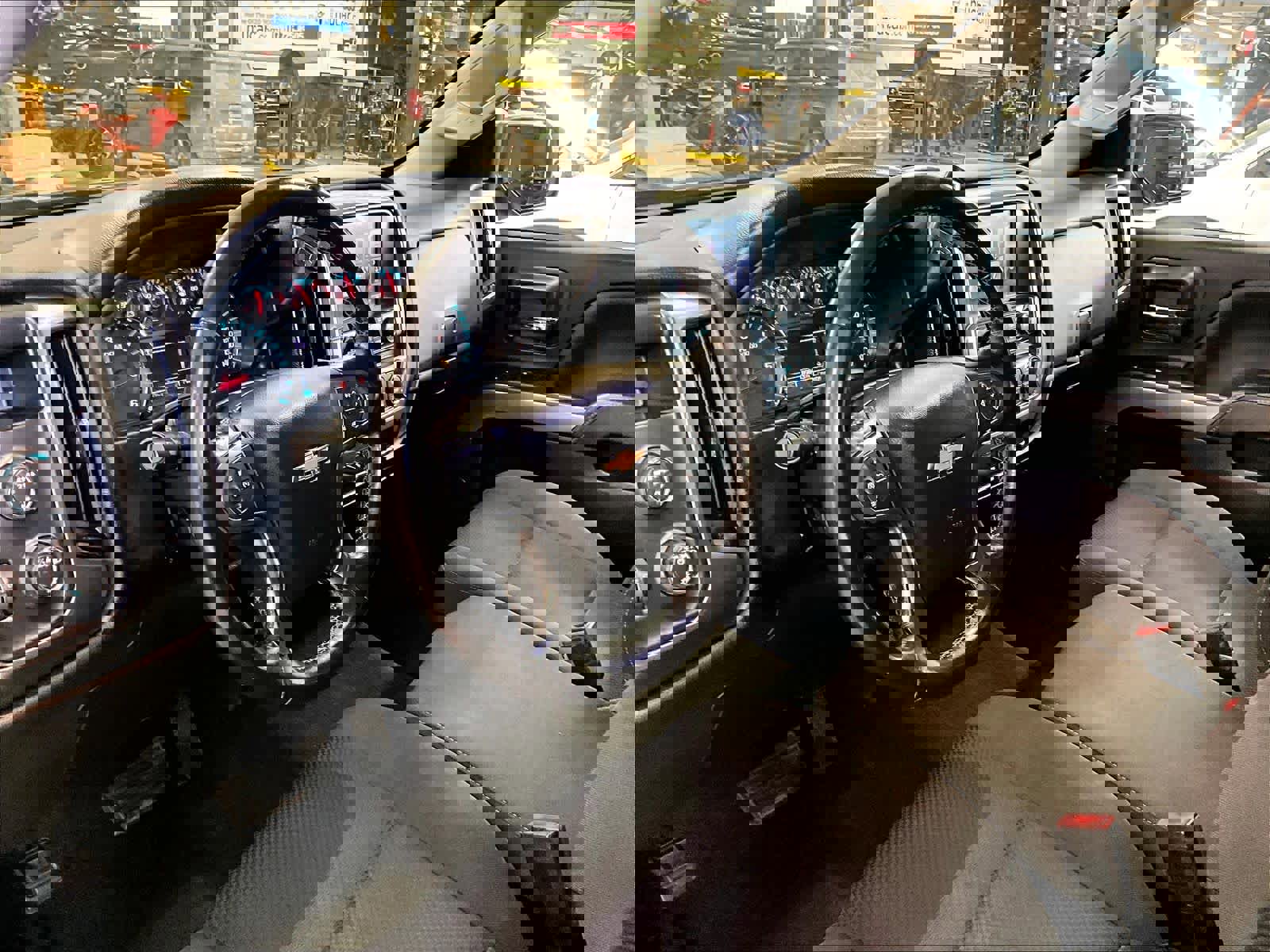 Used 2018 Chevrolet Silverado 1500 LT image 8