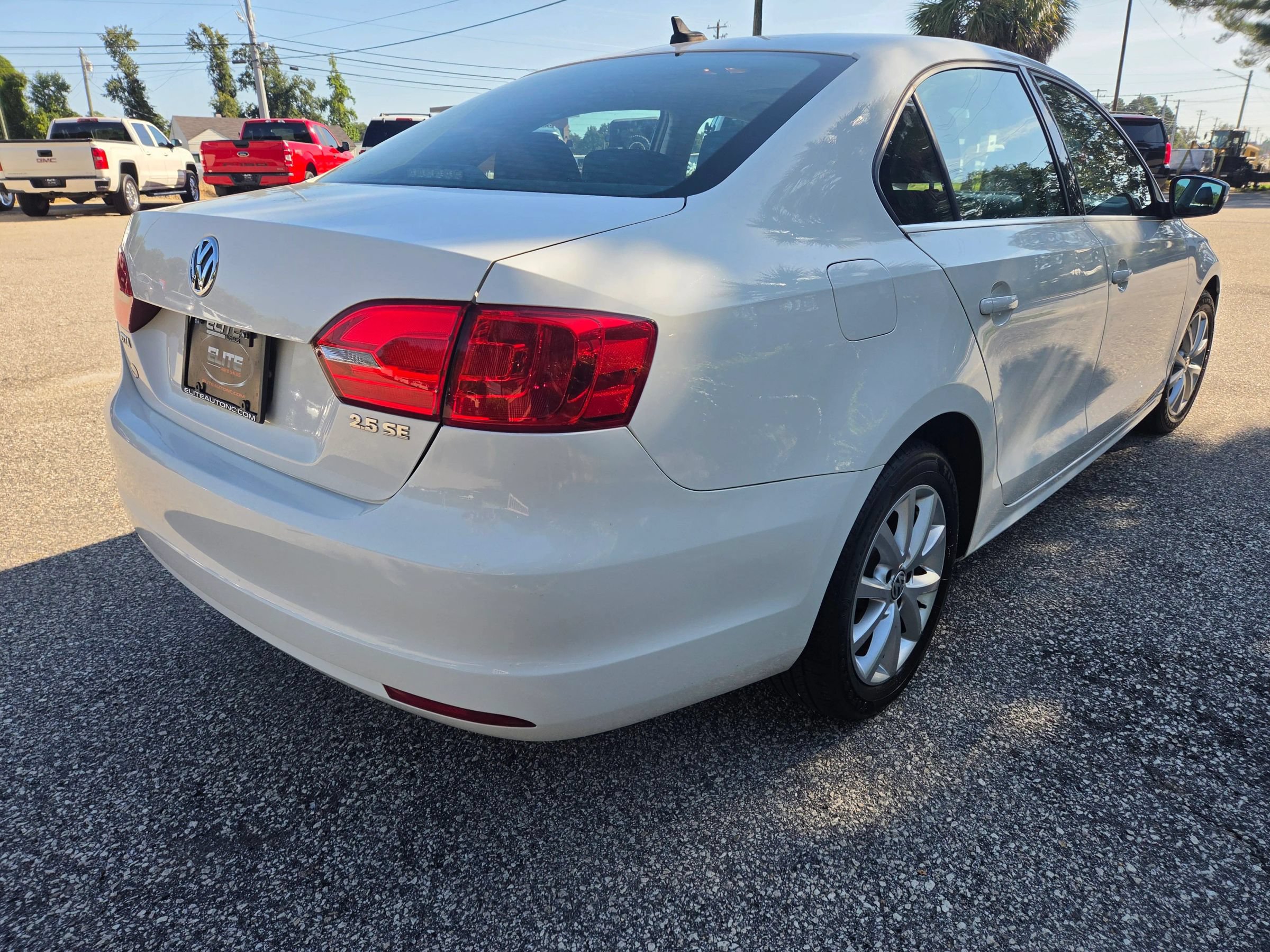 Used 2013 Volkswagen Jetta SE FWD image 5