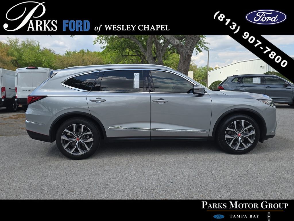 Used 2023 Acura MDX FWD w/ Technology Package image 3