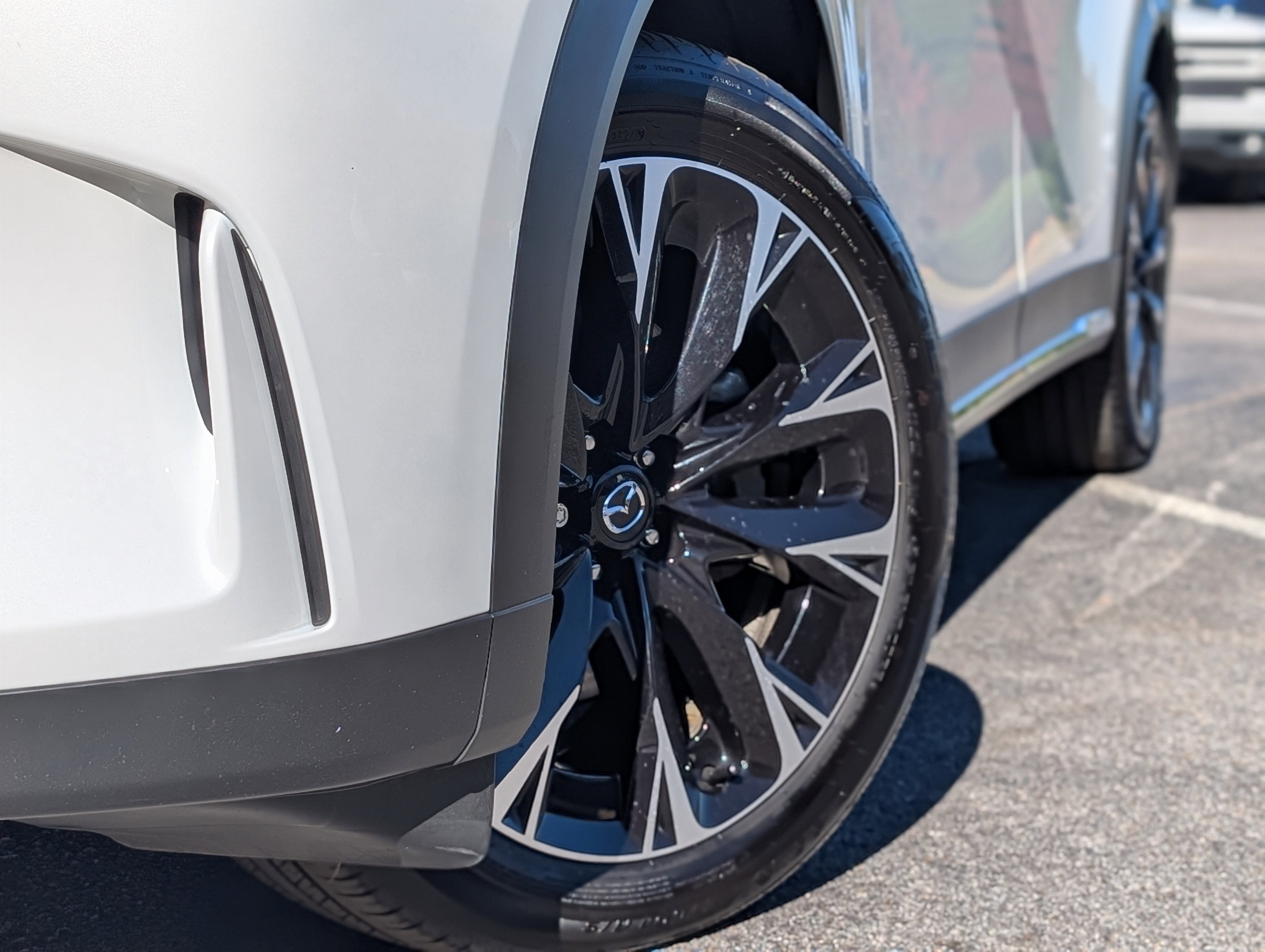 Used 2025 MAZDA CX-90 Plug-In Hybrid w/ Premium Plus image 38