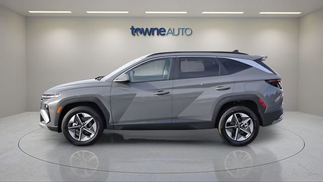 Used 2025 Hyundai Tucson SEL image 2
