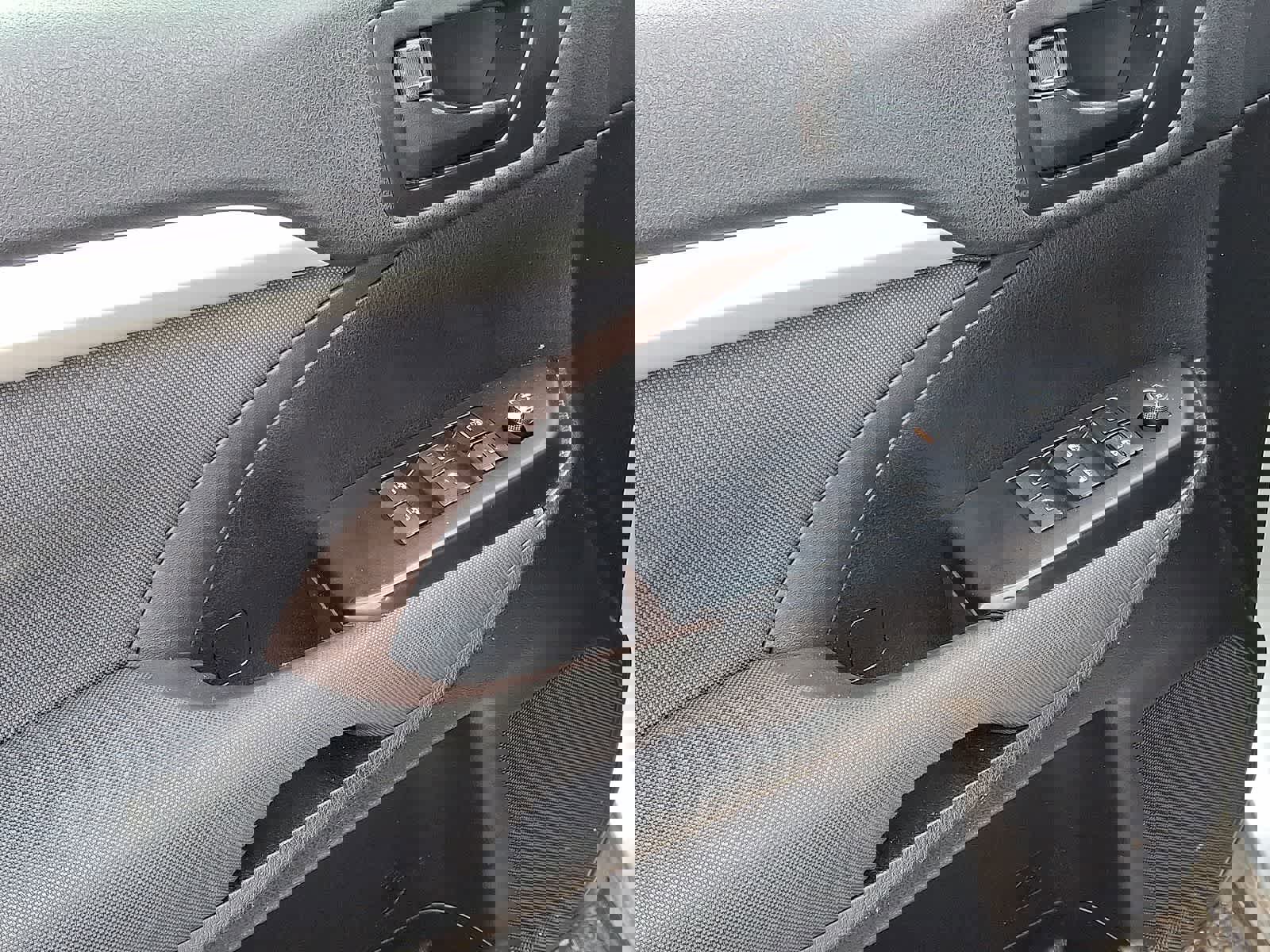 Used 2019 Toyota Highlander LE image 27