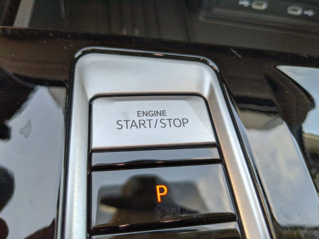 New 2025 Volkswagen Atlas SEL Premium R-Line image 42