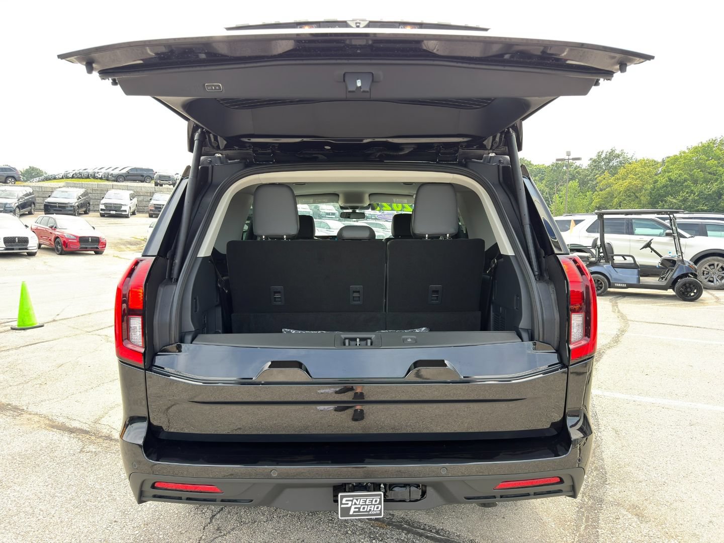 New 2027 Ford Expedition Active AWD/4WD image 14