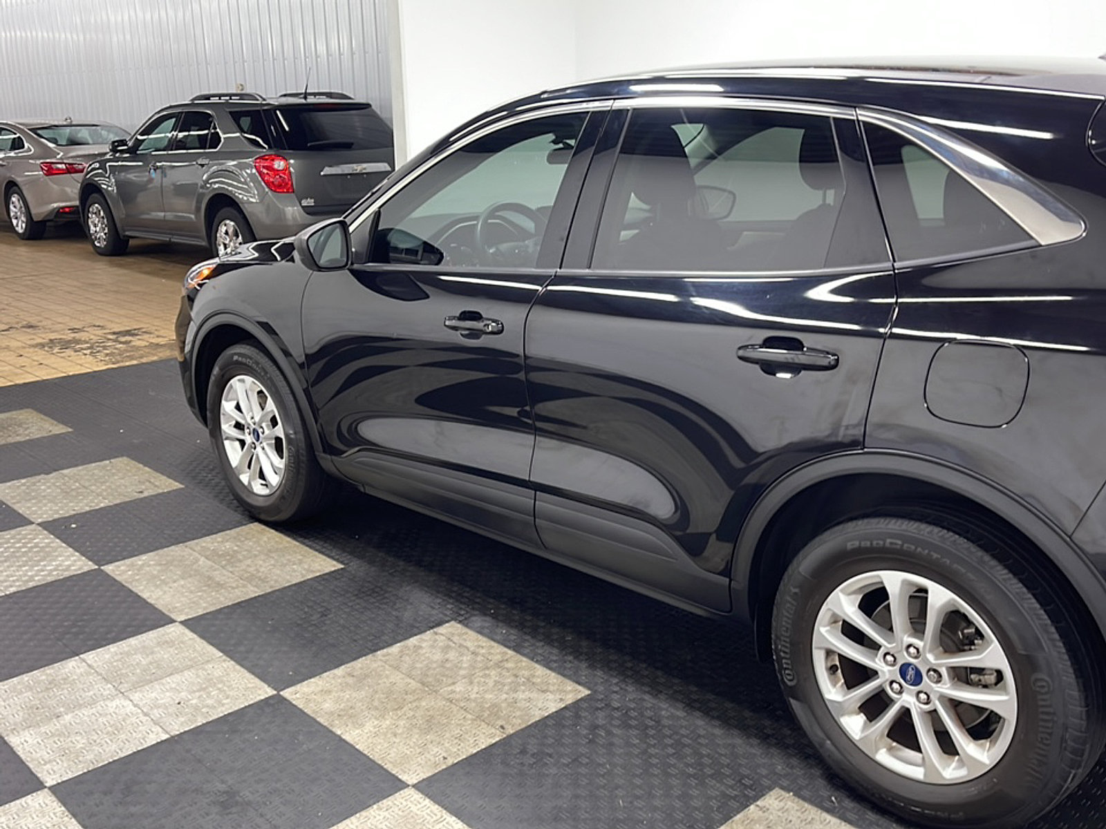 Used 2022 Ford Escape SE AWD/4WD image 14