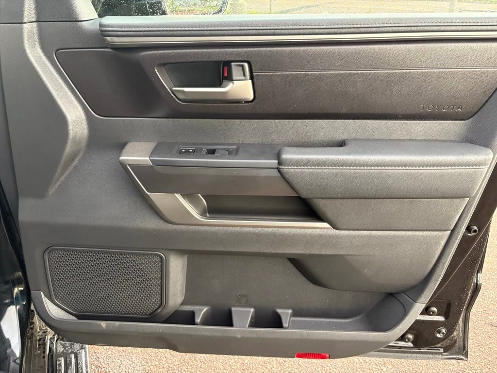 Used 2025 Toyota Sequoia SR5 image 35