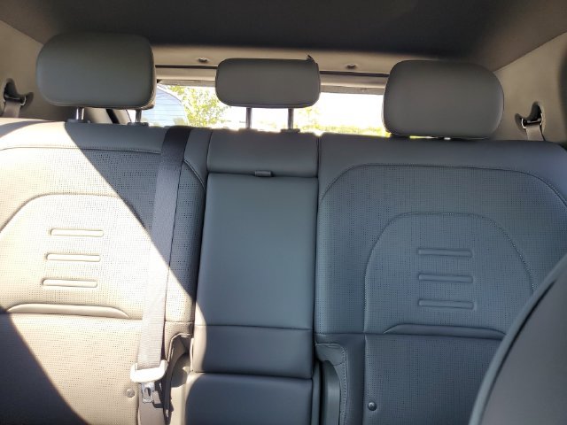 New 2027 Kia EV3 Wind FWD image 5