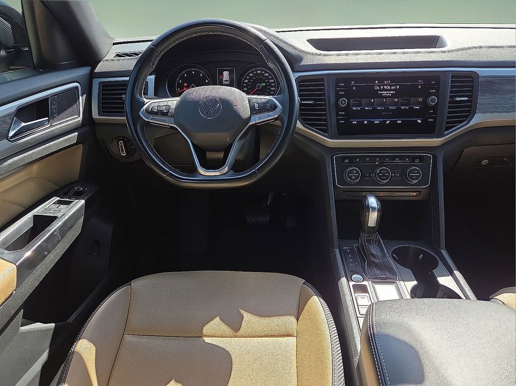 Used 2021 Volkswagen Atlas Cross Sport SE image 18