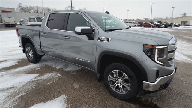 New 2026 GMC Sierra 1500 SLE image 34