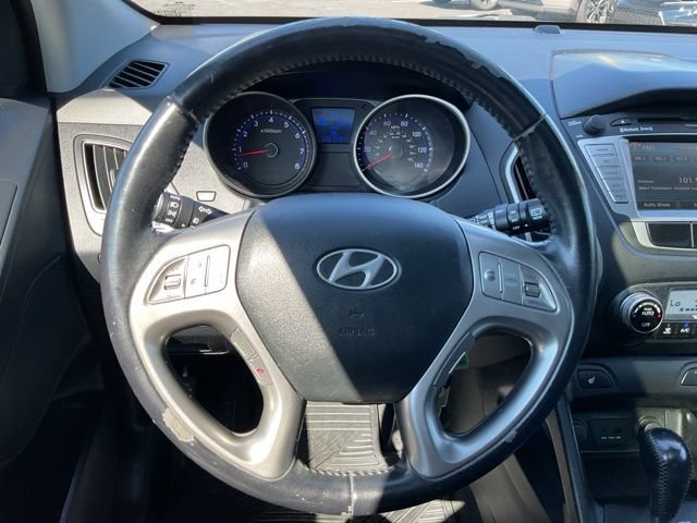 Used 2011 Hyundai Tucson Limited w/ Premium Pkg 3 FWD image 22
