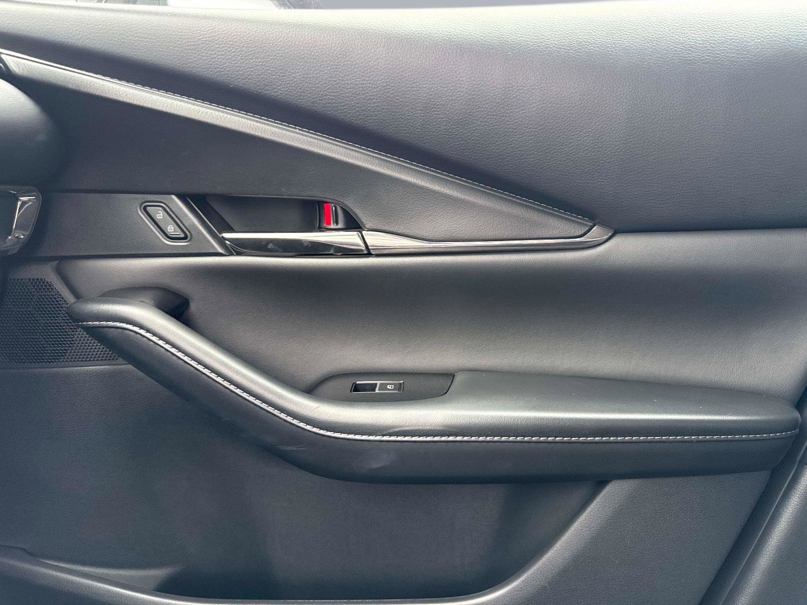 Certified 2025 MAZDA CX-30 AWD 2.5 S w/ Preferred Package image 22