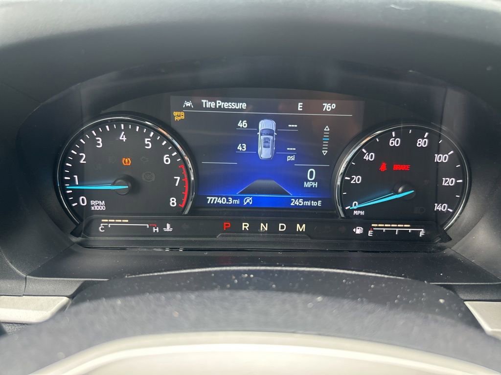 Used 2020 Ford Explorer XLT w/ Equipment Group 202A RWD image 25