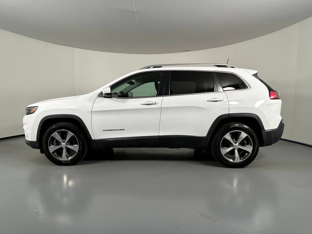 Used 2019 Jeep Cherokee Limited AWD/4WD image 4
