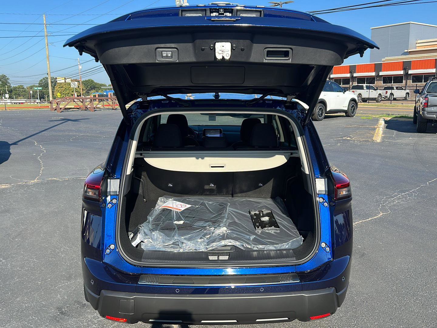 New 2026 Nissan Rogue SV image 10