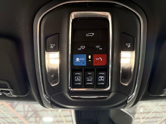 Used 2024 Jeep Grand Cherokee Limited 4xe image 29