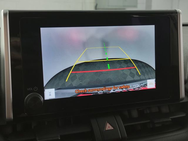 Used 2025 Toyota RAV4 XLE image 18